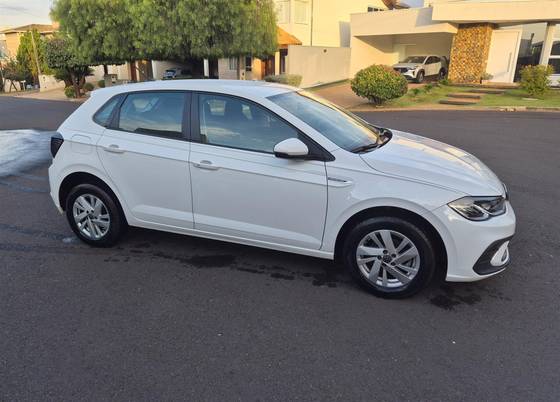 VOLKSWAGEN POLO 1.0 170 TSI COMFORTLINE AUTOMÁTICO VOLKSWAGEN POLO 1.0 170 TSI COMFORTLINE AUTOMÁTICO